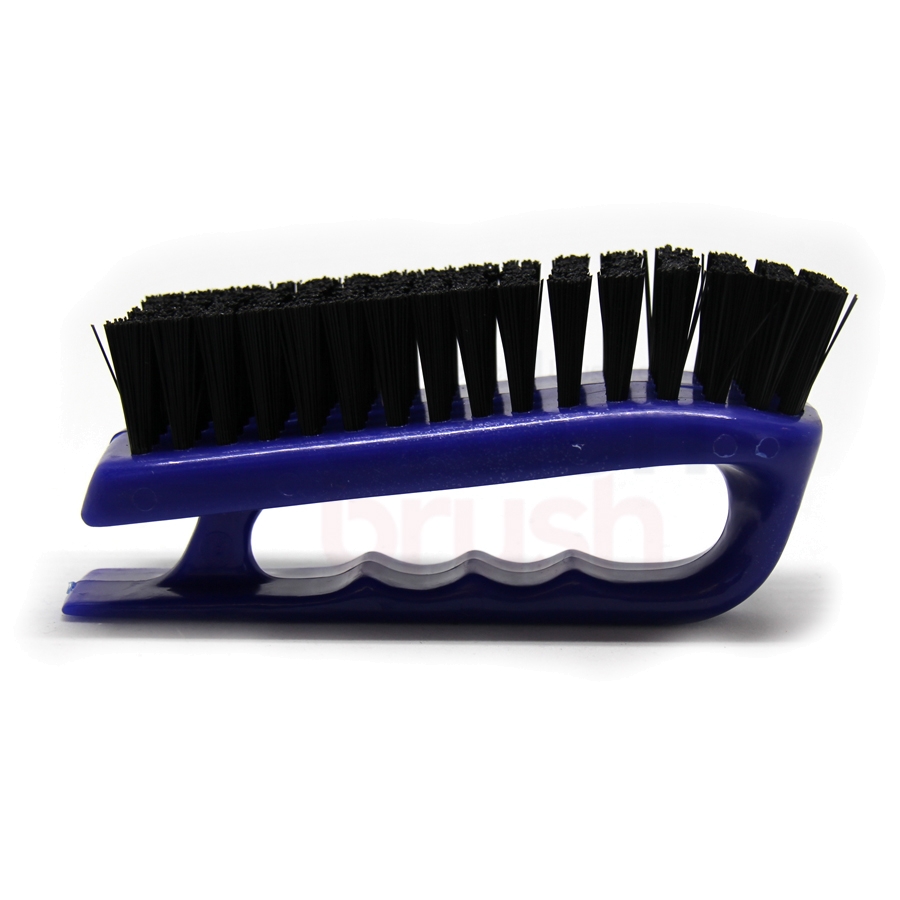 Iron Handle Scrub Brush – 0.022 Nylon 6.12 Bristle with Plastic